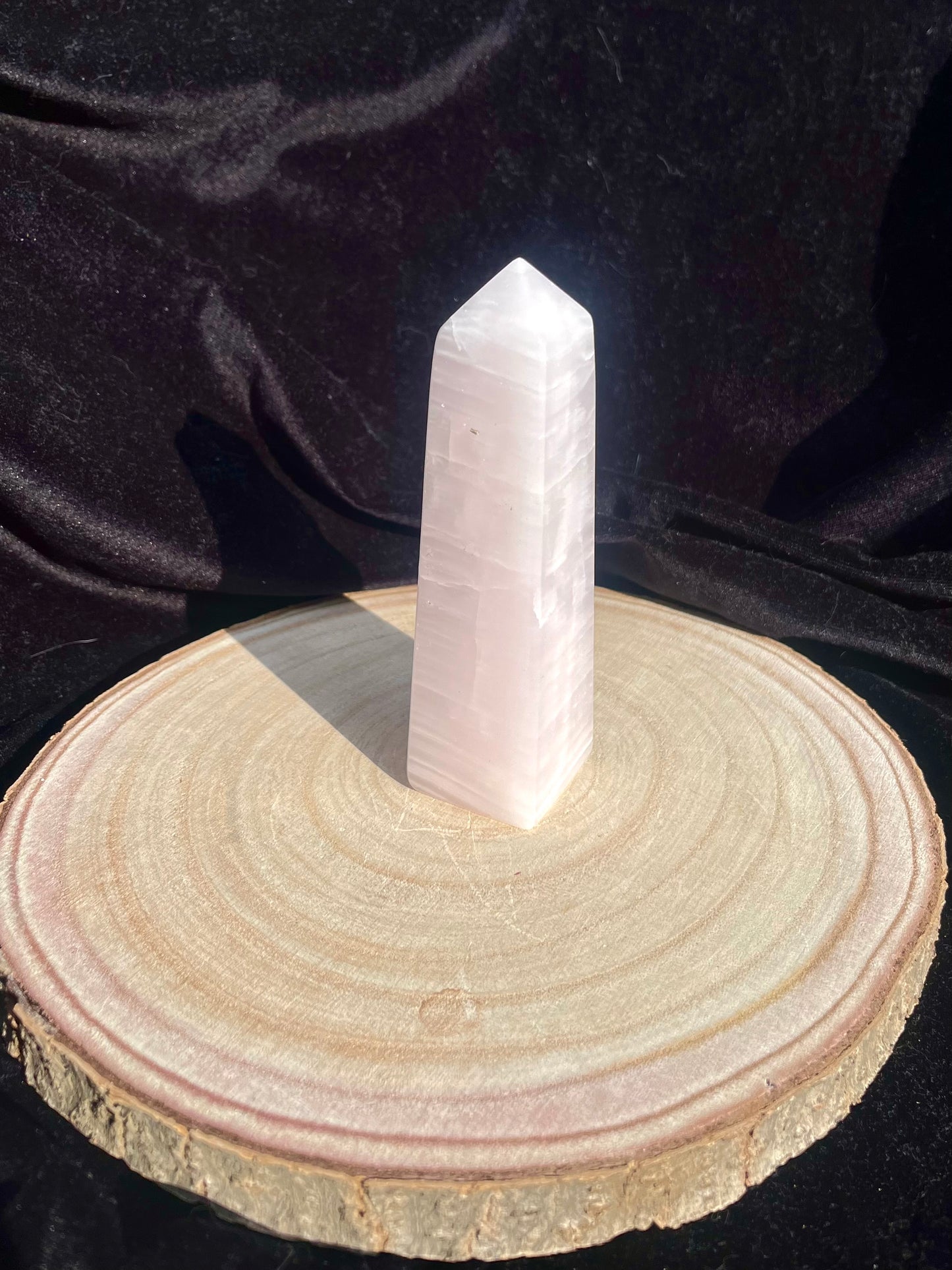 Mangano Calcite tower. 13cm
