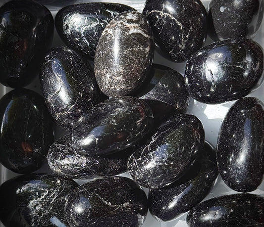 Tourmaline Warriorite tumblestone – Polished Healing Crystal for Protection