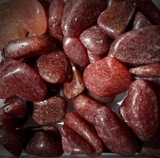 Red Aventurine tumblestone – Polished Healing Crystal for Root Chakra