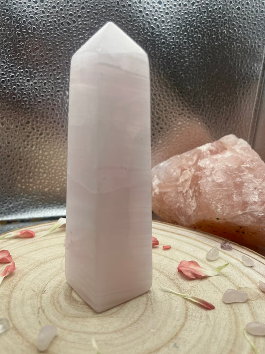 Mangano Calcite tower. 13cm