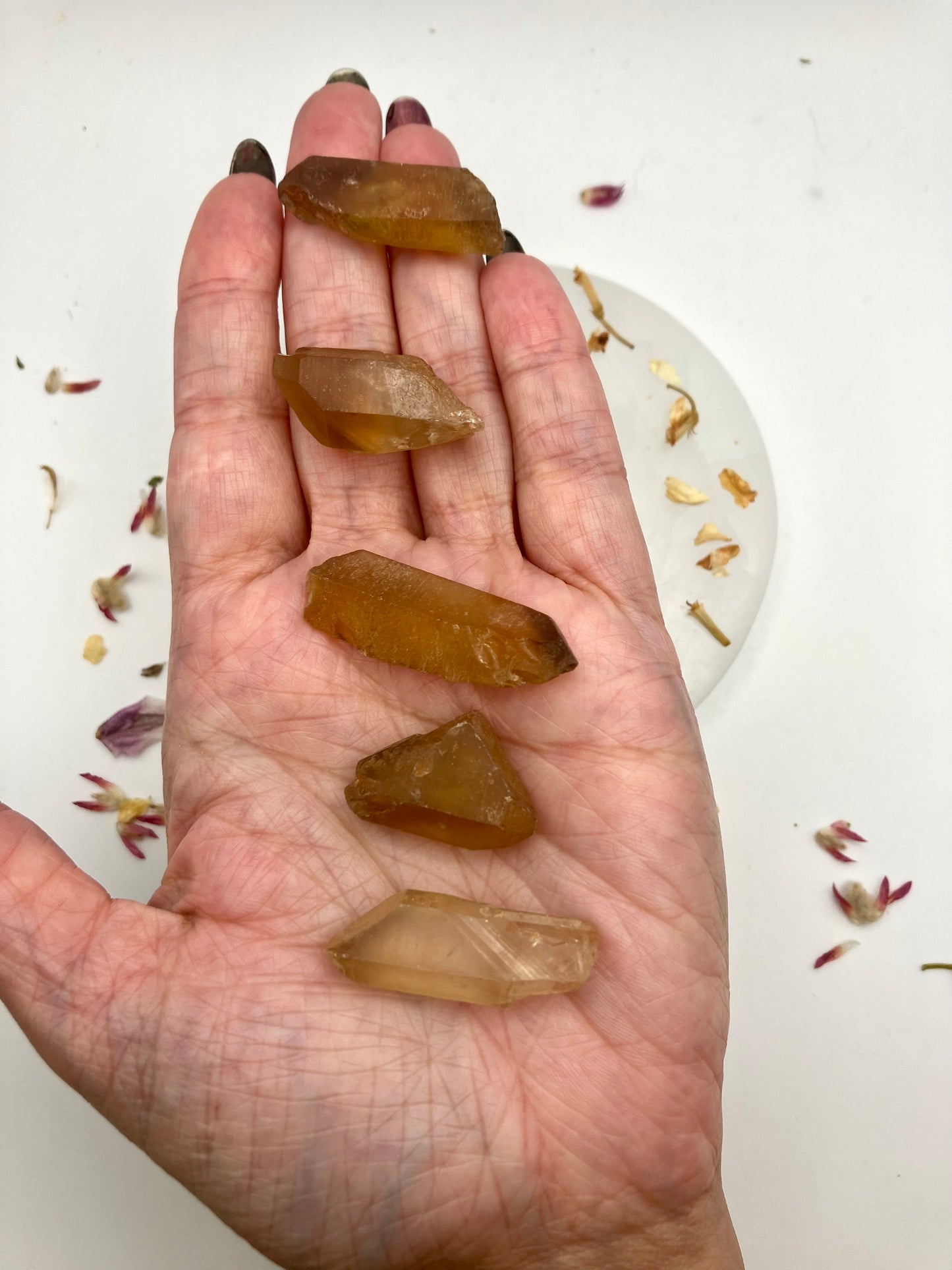 Natural Citrine Crystal | 3 sizes | Crystals for manifesting | Energy | Solar plexus | Crystal points | Raw crystals | Rare |