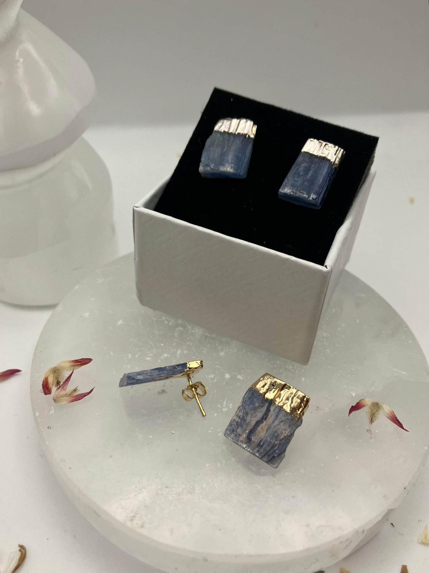 Raw Kyanite chunk stud earrings. Gold plated.