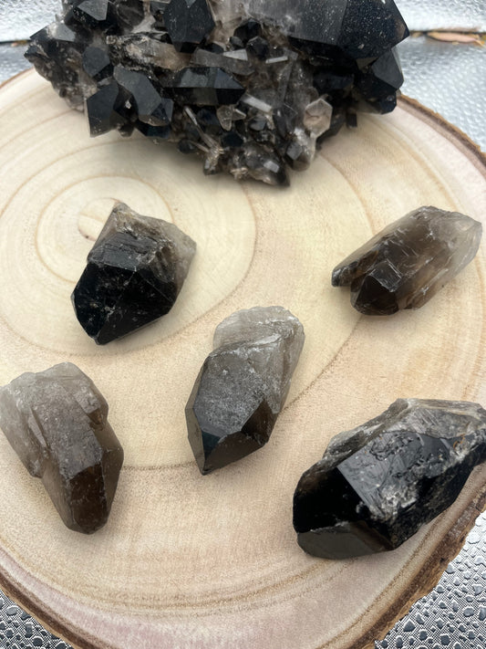 Very dark, natural Smoky Quartz points. 40-45 g 6 available