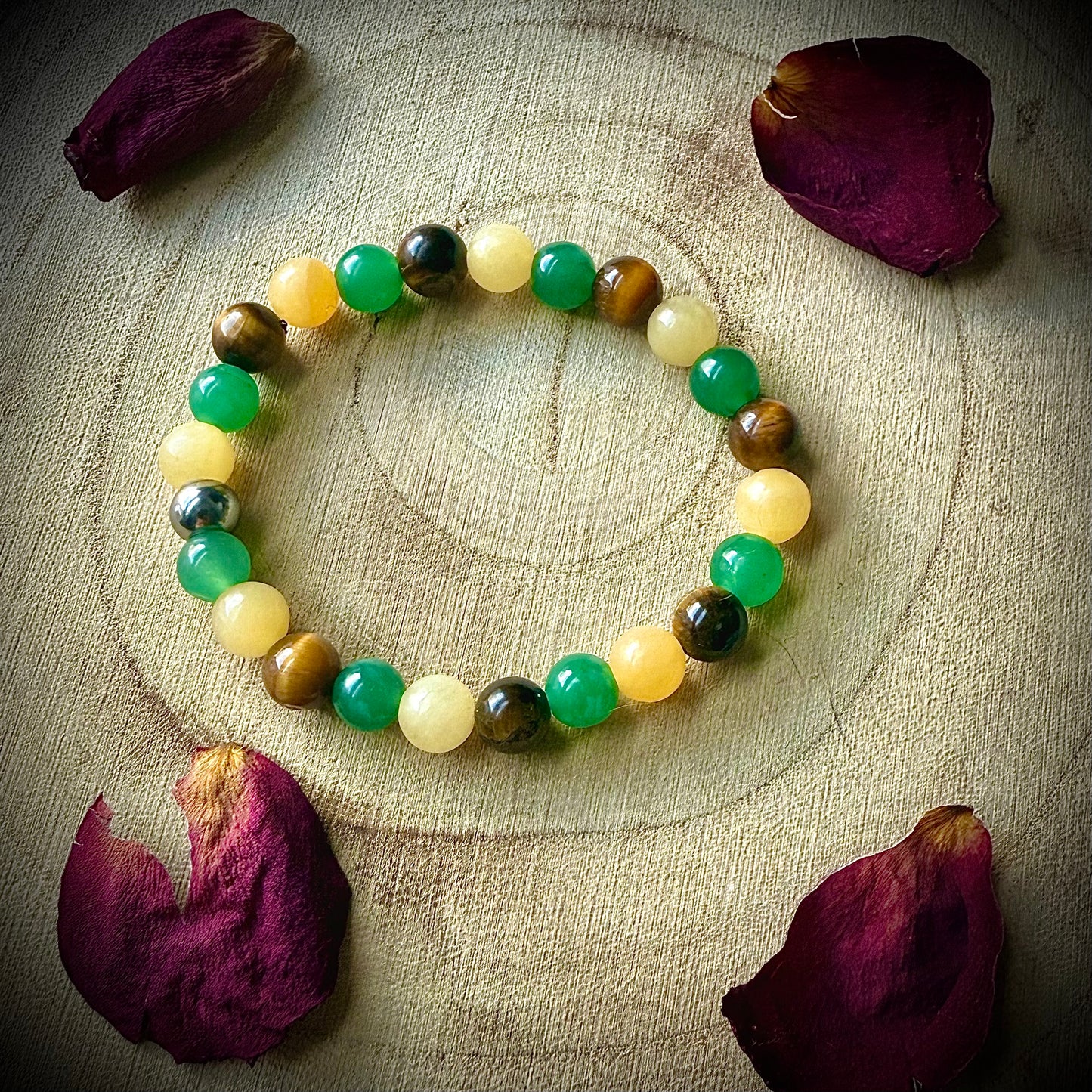 Handmade crystal bracelet for Manifestation, abundance and luck. Tigers eye, green aventurine and honey Jade. 8mm.