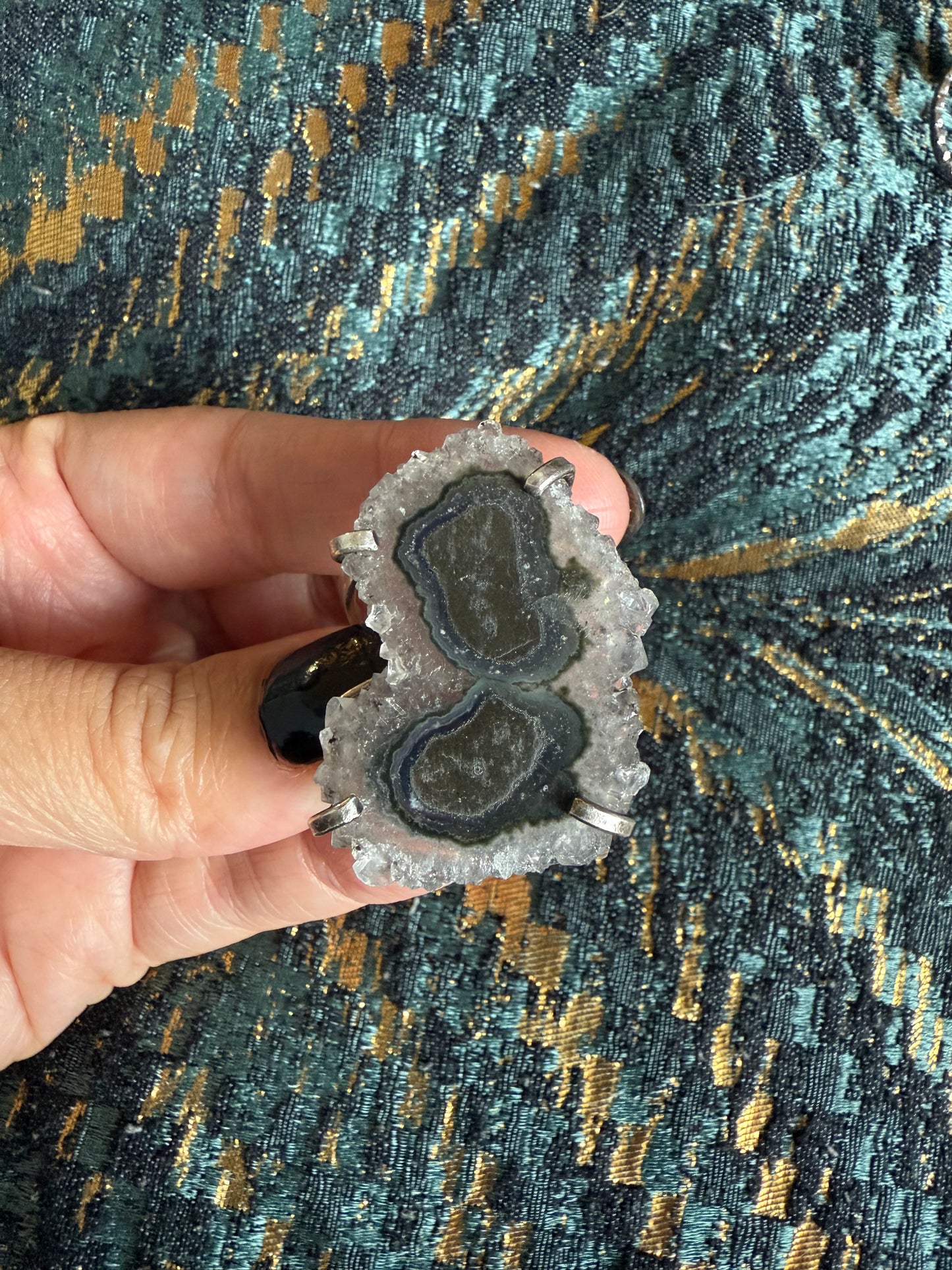 Crystal ring for anxiety. Amethyst / Agate Slice Crystal ring. Silver plated and adjustable.