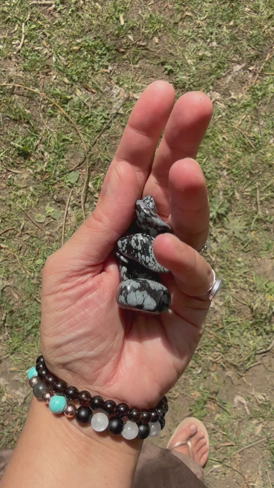 Snowflake obsidian tumblestone – Polished Healing Crystal for balance and peace.