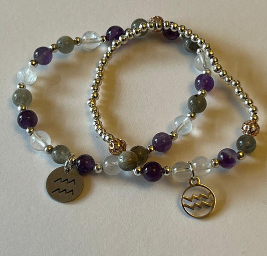 Aquarius charm birthstone bracelet. TWO OPTIONS. Labradorite, Amethyst, Clear quartz. Zodiac birthday gift. Grounding, intellect, intuitive