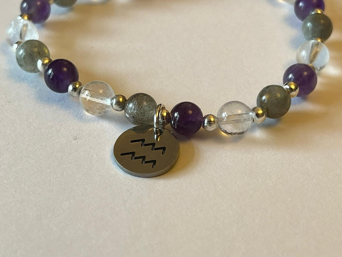 Aquarius charm birthstone bracelet. TWO OPTIONS. Labradorite, Amethyst, Clear quartz. Zodiac birthday gift. Grounding, intellect, intuitive