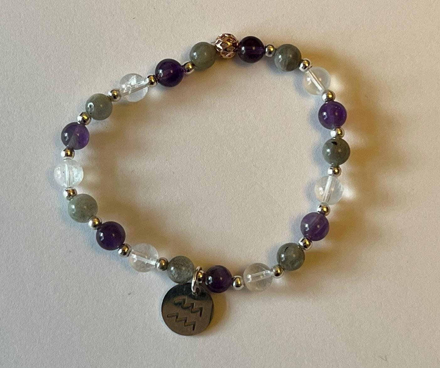 Aquarius charm birthstone bracelet. TWO OPTIONS. Labradorite, Amethyst, Clear quartz. Zodiac birthday gift. Grounding, intellect, intuitive