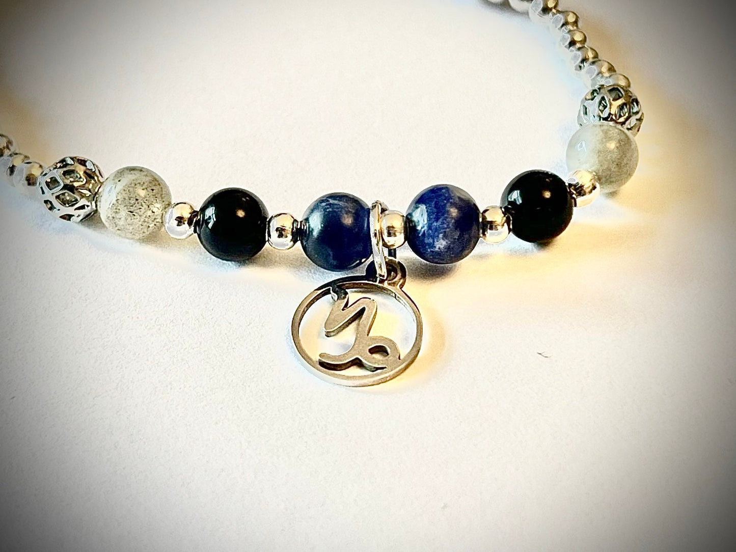 Capricorn charm birthstone bracelet. TWO OPTIONS. Labradorite, Sodalite, Black onyx. Zodiac birthday gift. Calming, grounding, thoughtful