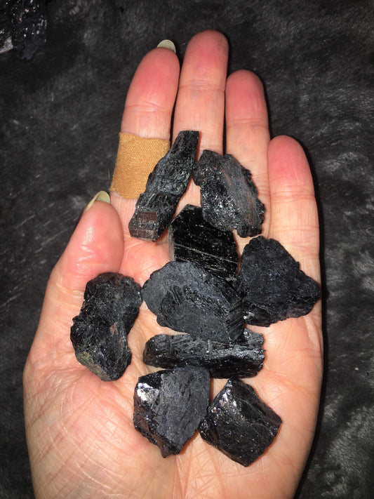 Rough black tourmaline / Schorl - Small