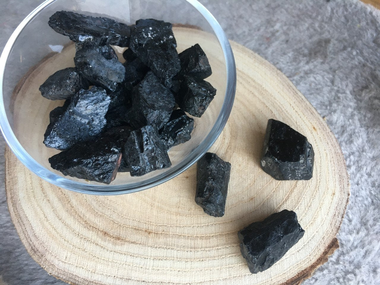 Rough black tourmaline / Schorl - Small