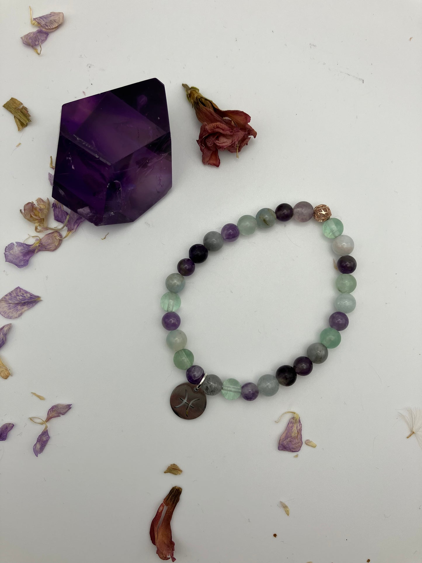 Pisces charm birthstone bracelet / TWO OPTIONS / Amethyst, sodalite, fluorite /Zodiac birthday gift /Psychic development, intuition, calming